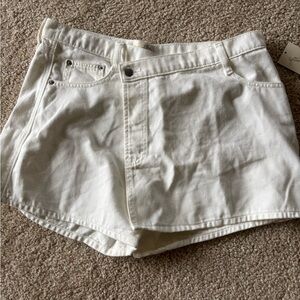 NWT Shorts/Skirt Universal Thread White